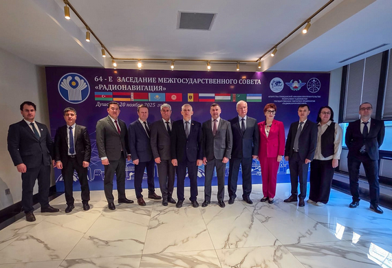 Под руководством представителя Госкомвоенпрома в Душанбе обсудили развитие навигации в СНГ