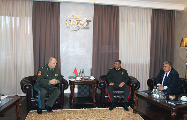  The head of the State Committee for Defense Industry and the head of the Azerbaijani defense ministry discussed topical issues of military-technical cooperation